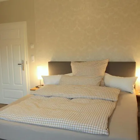 Dz/ez Lodberger Scheunencafe Hotel 5*