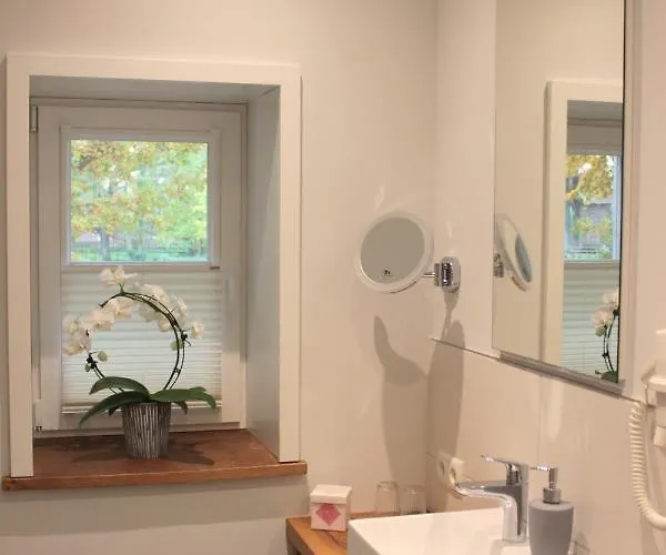 Dz/ez Lodberger Scheunencafe